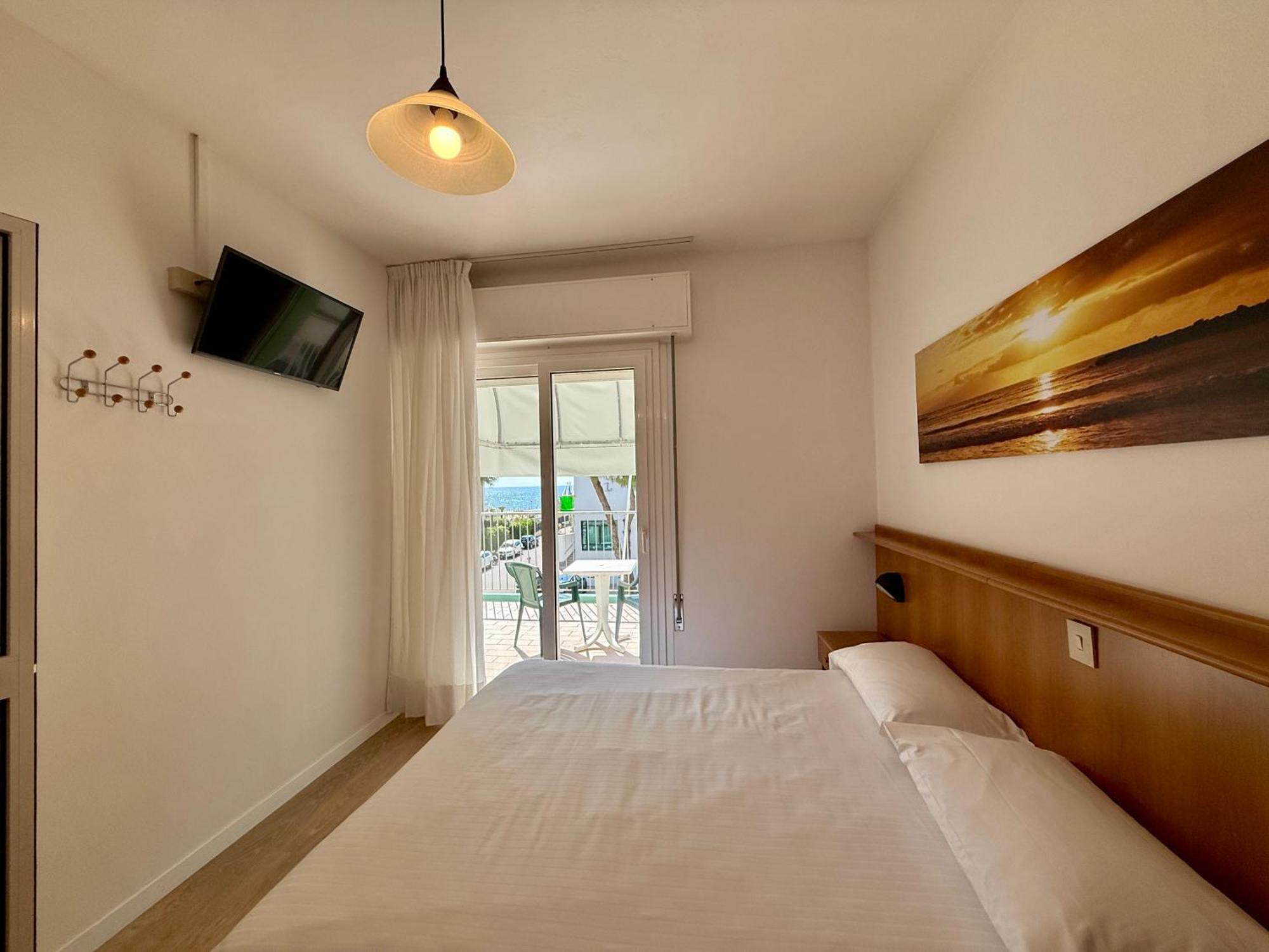 Hotel Palme Park & Beach Included Lido di Jesolo Exterior photo